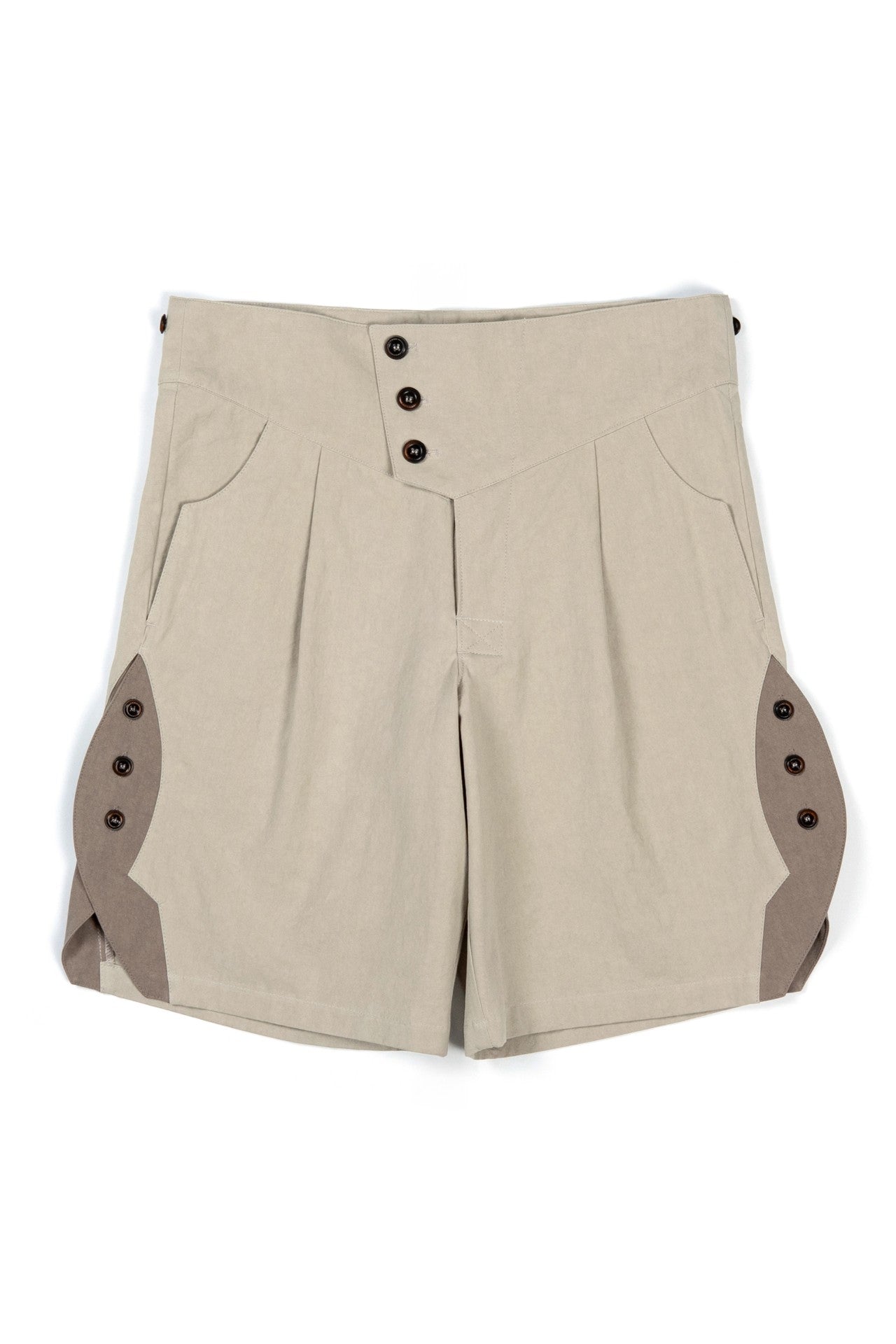 Black Rocket-Slit Shorts by IOEDLE featuring a stylish slit design, casual fit, and comfortable fabric for everyday wear.