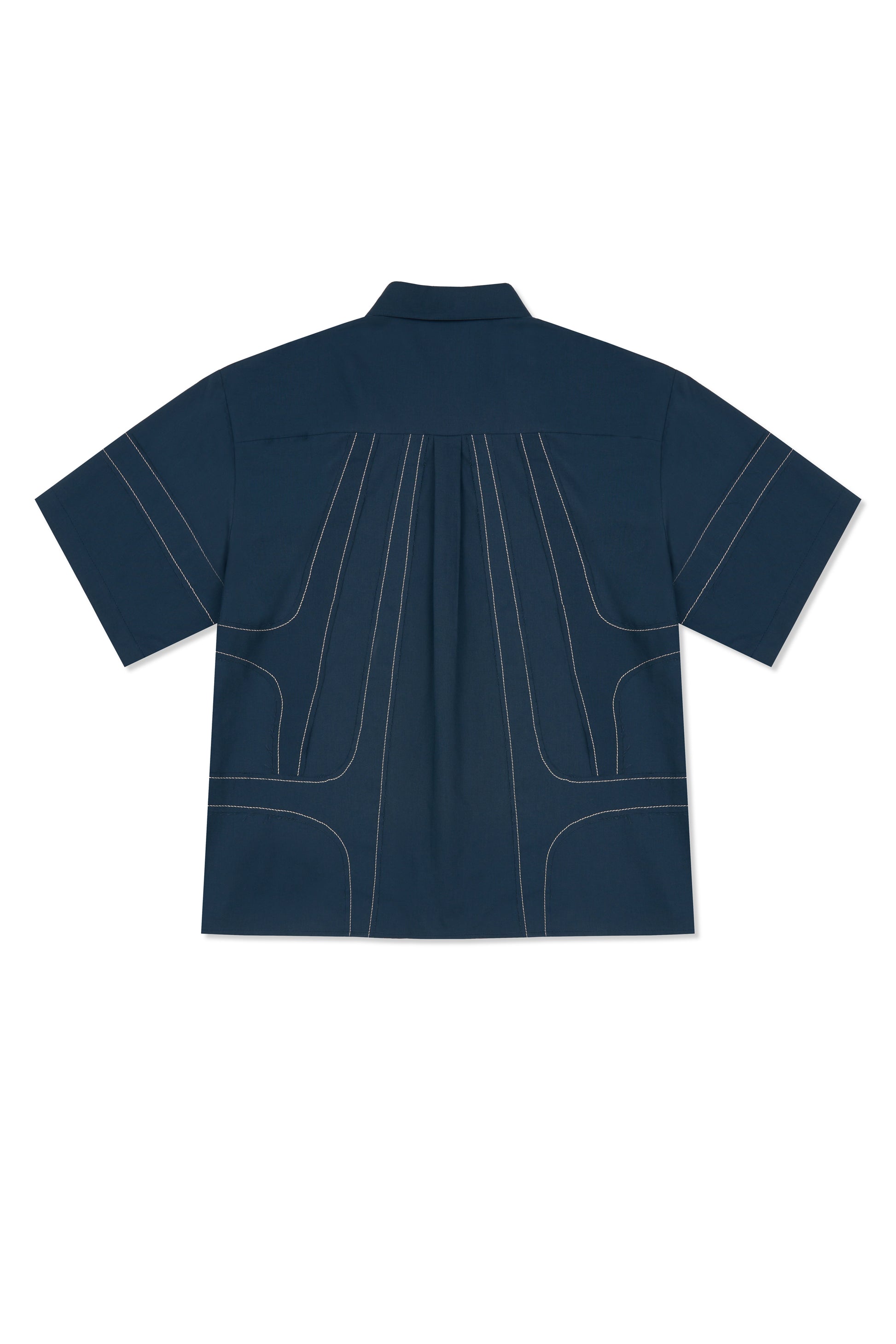 IOEDLE stitched stream short-sleeve shirt, casual men's shirt with stitched detailing, displayed on a hanger against a neutral background.