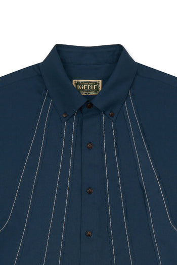 IOEDLE stitched stream short-sleeve shirt with detailed stitching and casual fit, displayed on a neutral background.