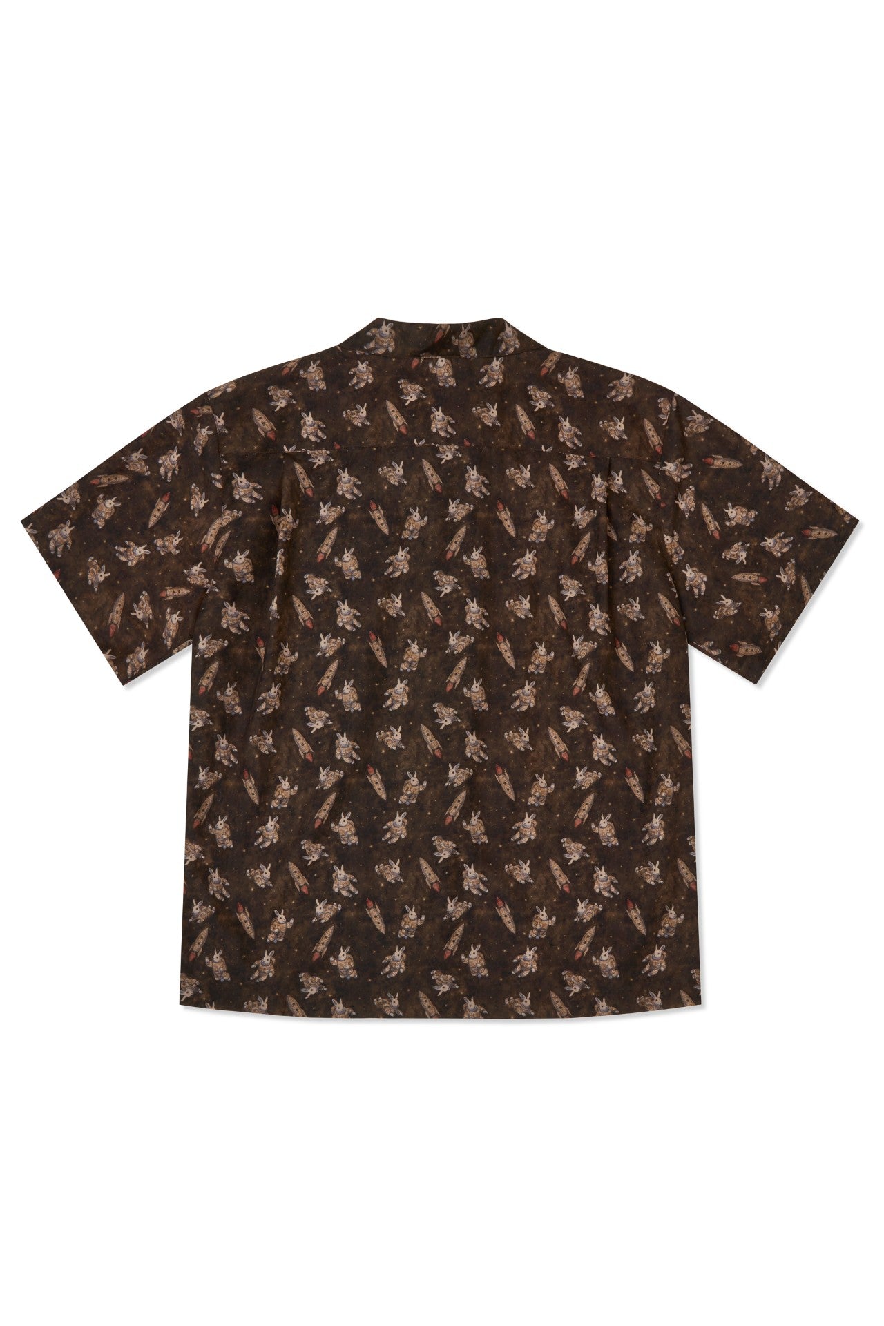 Porcelain Flight short-sleeve shirt by IOEDLE, showcasing a stylish, lightweight men's shirt with a unique porcelain-inspired pattern.