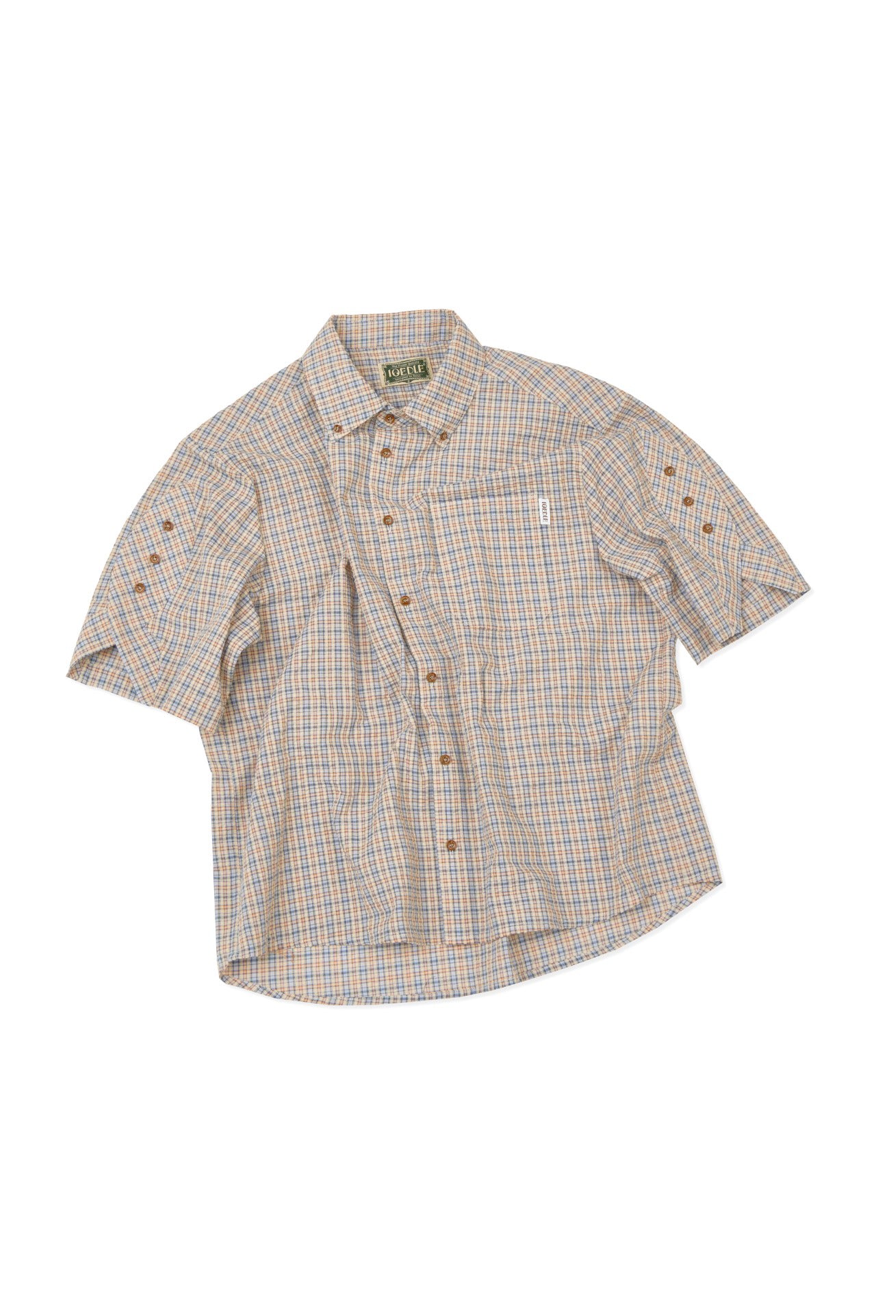 IOEDLE Rocket Slit Short-sleeve Shirt featuring a stylish design with a slit detail, casual fit, and lightweight fabric.
