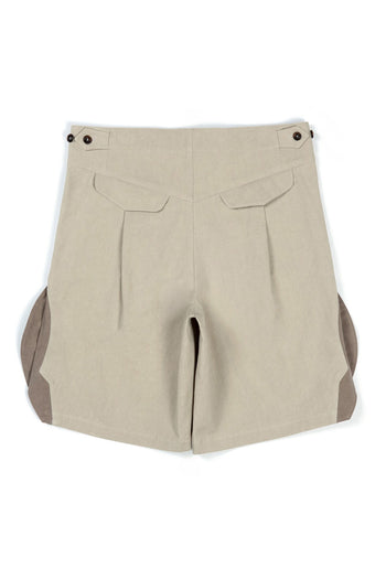 IOEDLE Rocket-Slit Shorts featuring a stylish design with slit details, perfect for casual or sporty outfits.