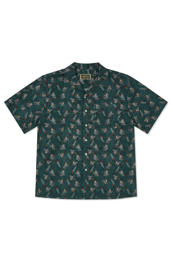 IOEDLE porcelain flight short-sleeve shirt featuring a classic collar and button-front design with a sleek, modern style.