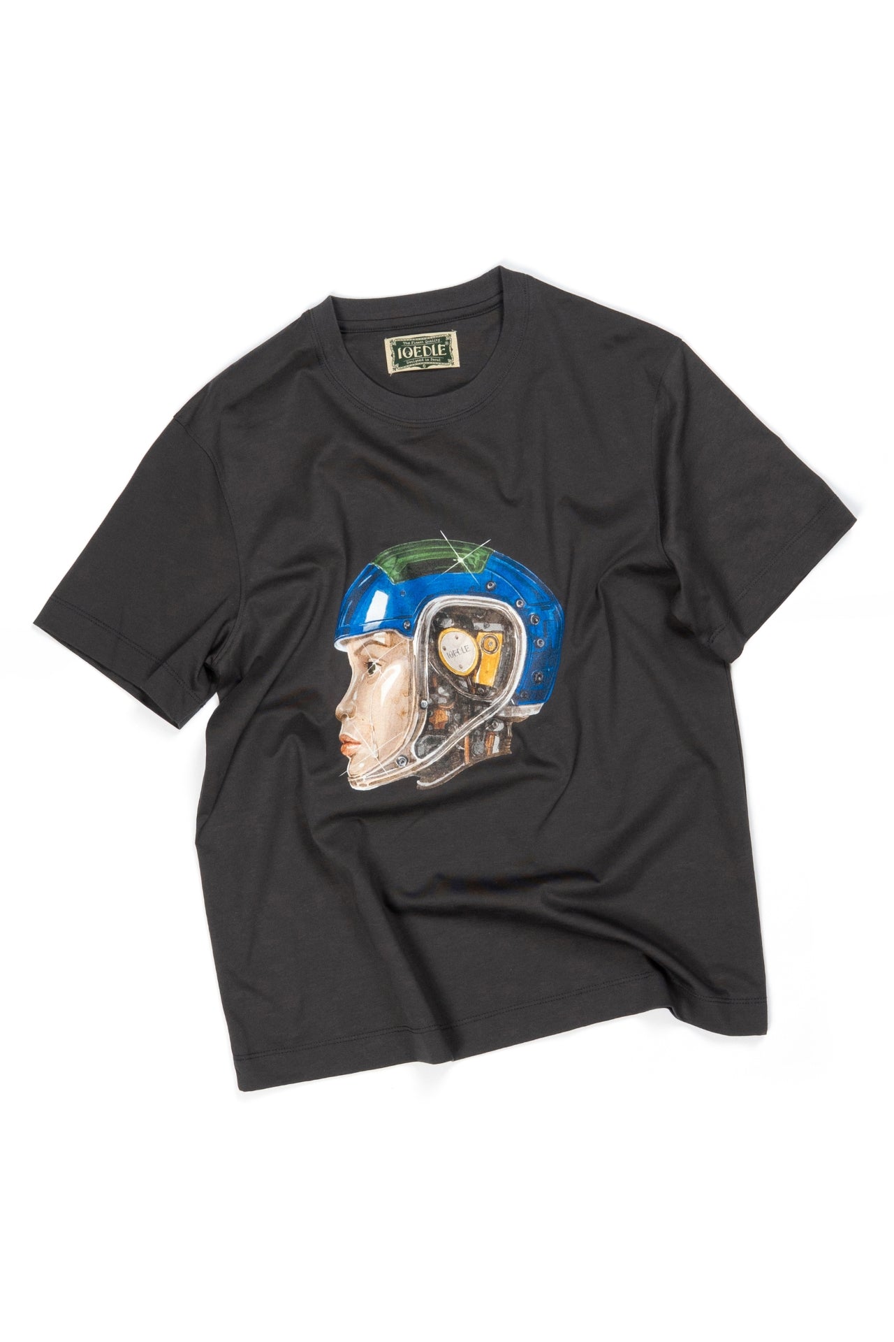 IOEDLE Tears.exe T-shirt featuring a graphic print, casual tops style, with a comfortable fit and eye-catching design.