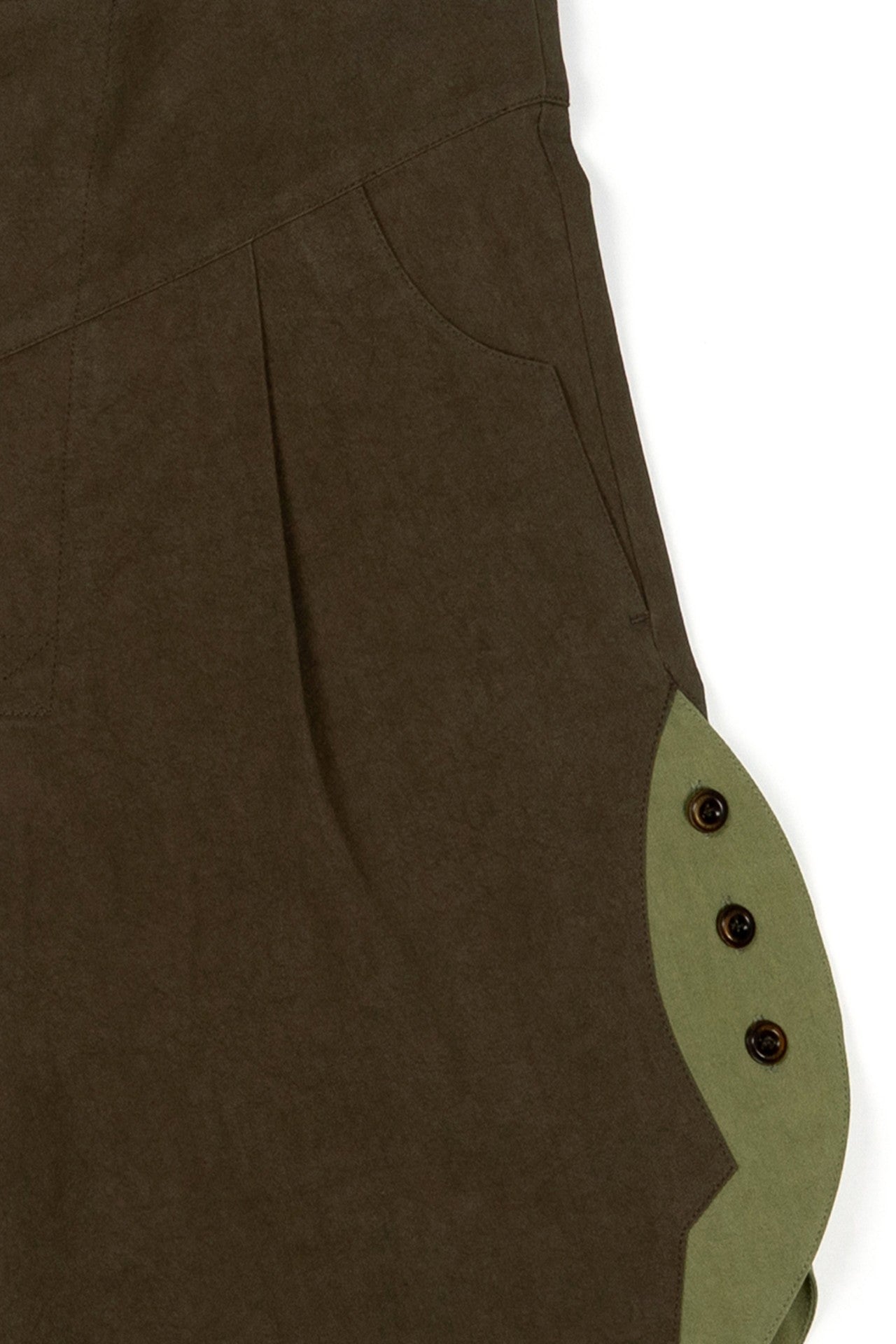 IOEDLE Rocket-Slit Shorts showing a stylish black pair with high-rise fit and distinctive rocket slit design.