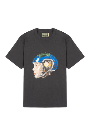 IOEDLE Tears.exe T-shirt, casual black top with graphic print featuring digital tears design, short sleeves, and comfortable fit.