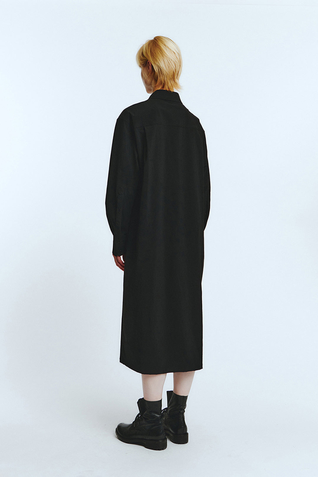 Black long shirt jumper from LOVE CRAZY WILD MAN, casual shirt style with a relaxed fit and soft fabric.