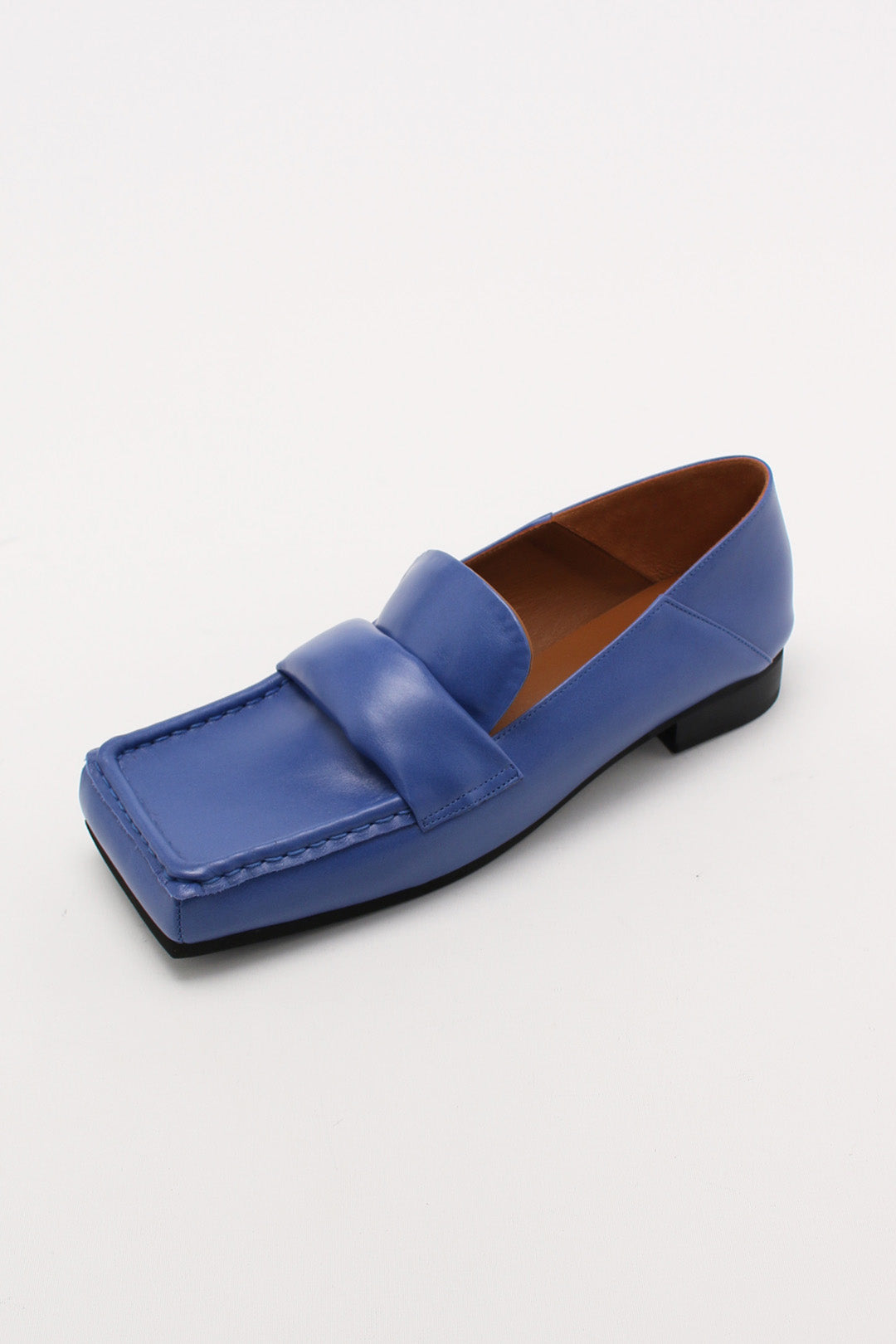 Blue Arno Penny Loafers by Finoacinque, stylish flat shoes with classic penny loafer design and smooth leather finish.