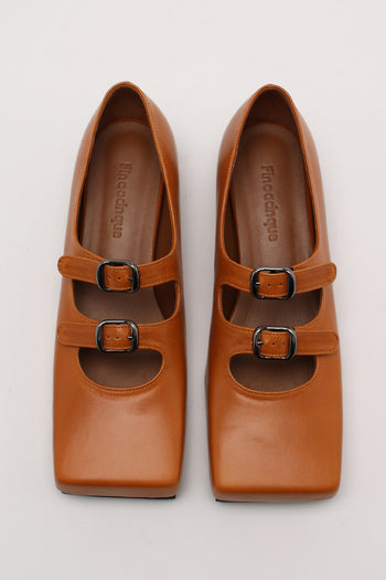 Finoacinque Nora strap flat shoes in camel with a sleek design and comfortable flat sole, shown from a side angle.