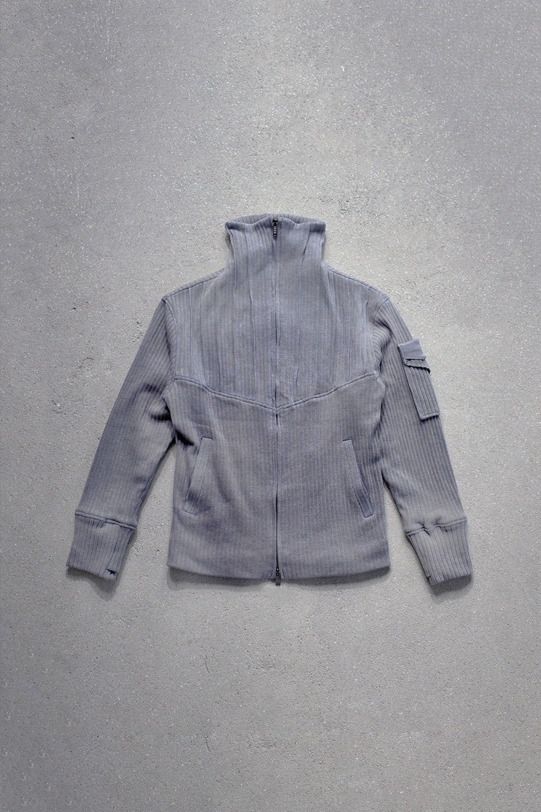 PIN TUCKED ZIP UP