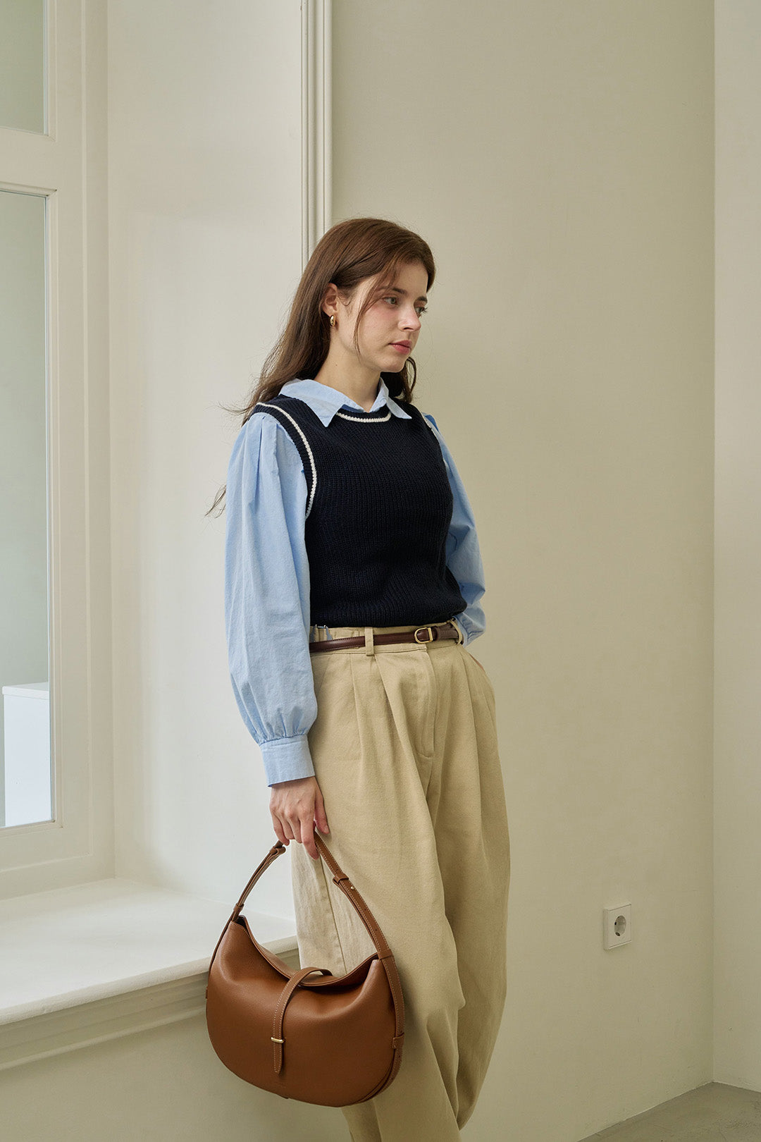 MIULIN Shellie Hobo Bag in camel leather, featuring a slouchy design and adjustable shoulder strap.