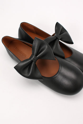Finoacinque Soo Bow Mary Jane black flat shoes with a bow detail, stylish and comfortable footwear for women.