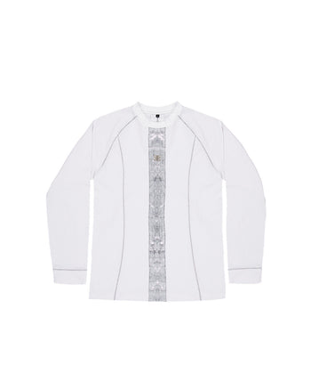 White creviced bite raglan long sleeve top by KIMMICK, featuring textured fabric and contrasting sleeve design.