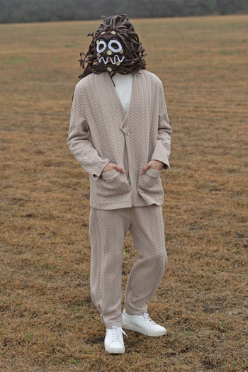 Men's beige Ahhorn twisted overcoat cardigan with traditional short collar, stylish and warm, perfect for casual or formal wear.