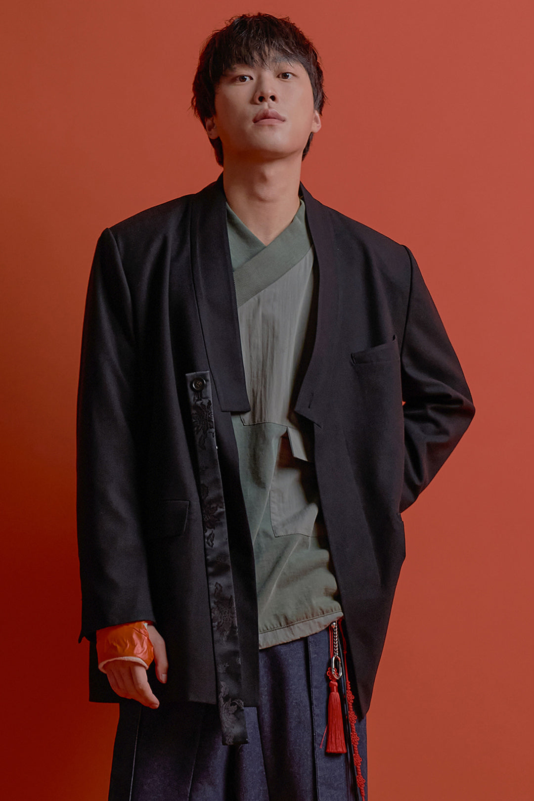 Black Korean traditional collar blazer for men by CCOMAQUE, featuring a sleek design and classic fit.