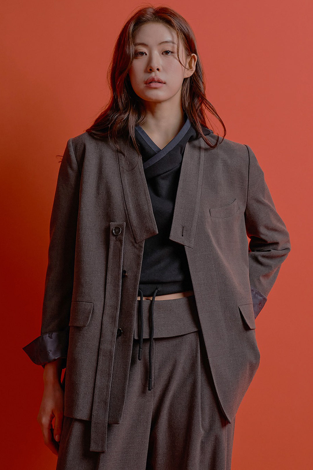 Black Korean traditional collar blazer for women by CCOMAQUE, stylish blazer with a classic collar and tailored fit.