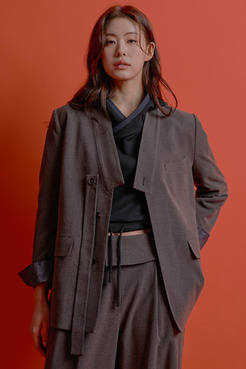 Black Korean traditional collar blazer for women by CCOMAQUE, stylish blazer with a classic collar and tailored fit.