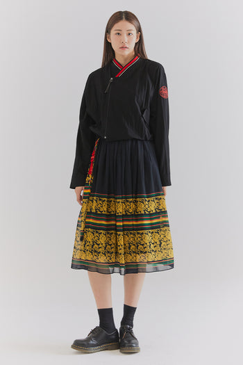 Black Seurandan chiffon skirt by CCOMAQUE, featuring a flowy, lightweight design perfect for casual or dressy occasions.