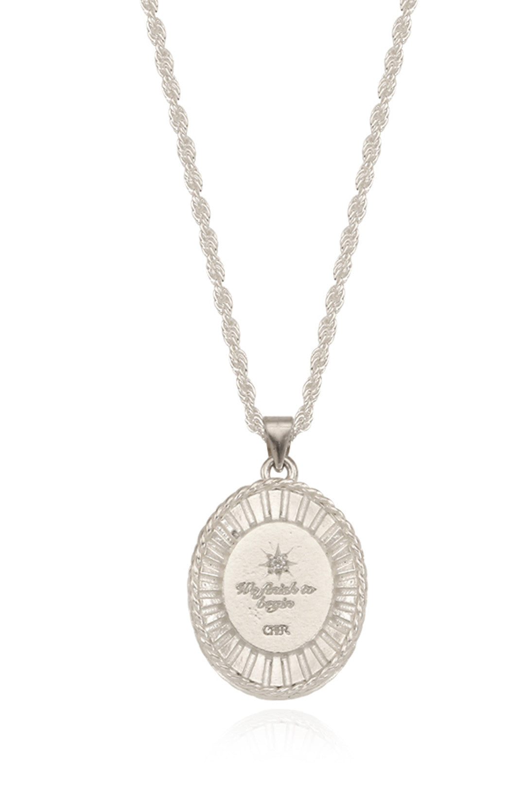 Chambriller Horizon MOP silver necklace with a sleek design, featuring iridescent mother-of-pearl accents on a delicate chain.