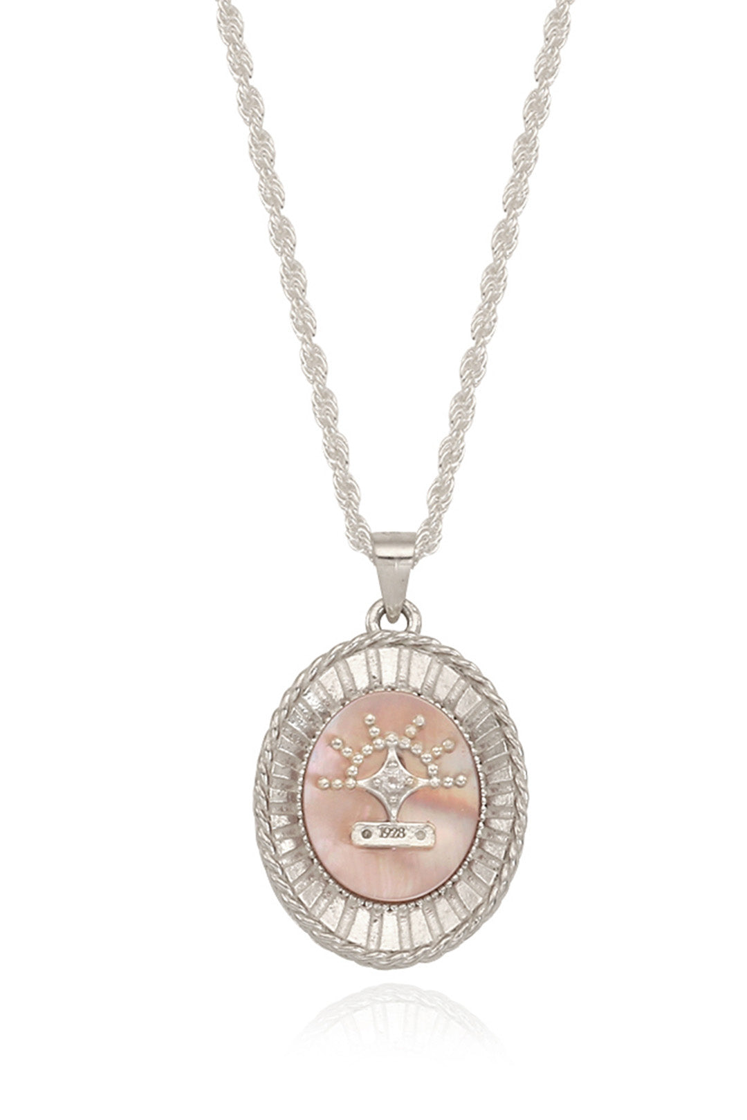 Chambriller Horizon MOP silver necklace with a sleek design, featuring iridescent mother-of-pearl accents on a delicate chain.
