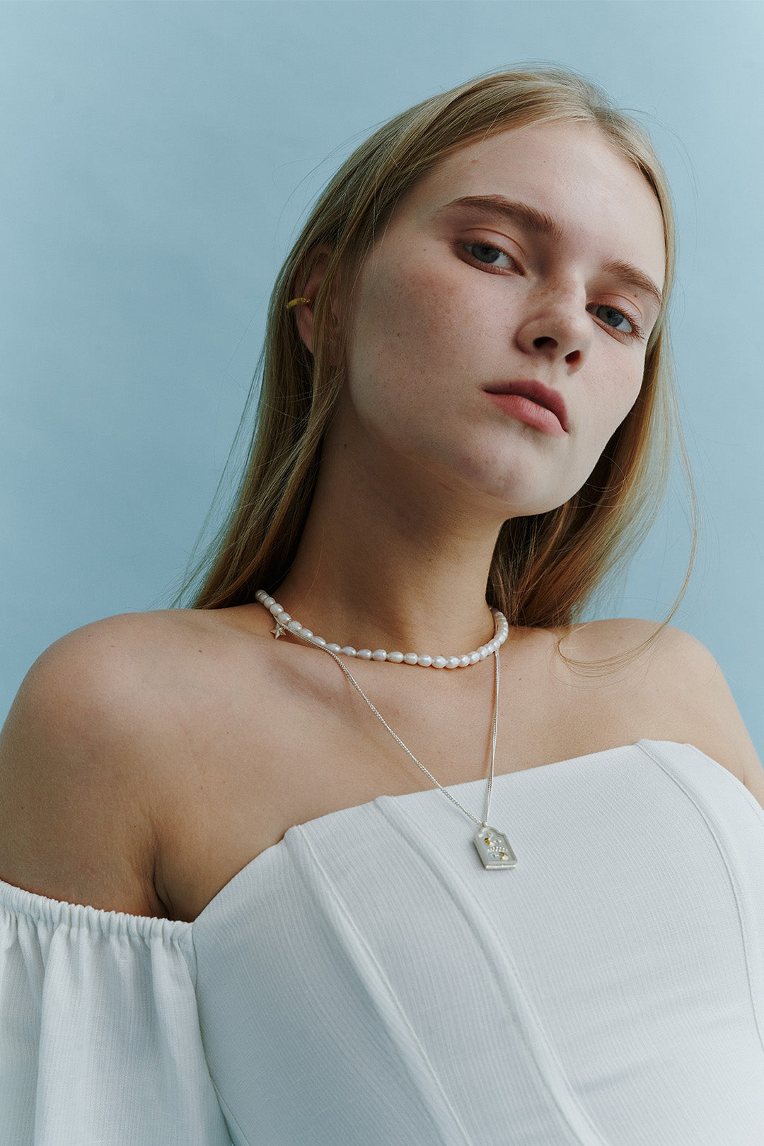 Chambriller Voyage Night Combi Necklace featuring layered silver chains with pendant detail, stylish and elegant jewelry piece.