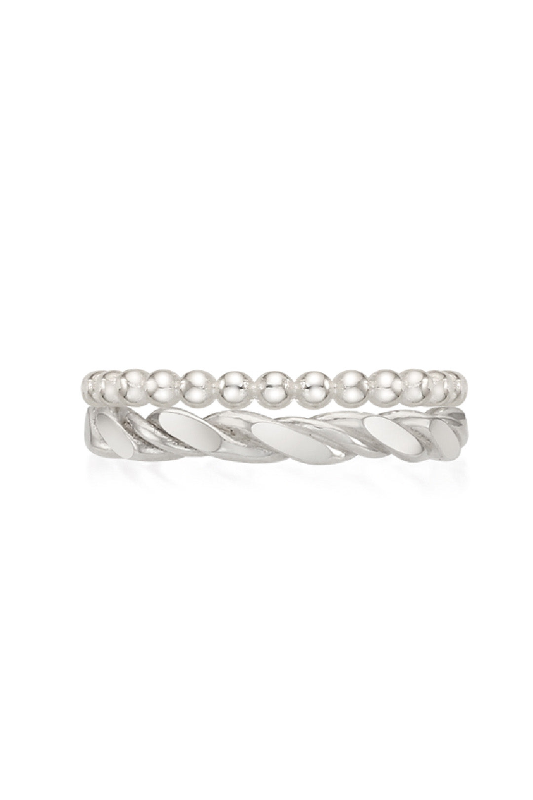 Chambriller Moonlight Silver Ring featuring a sleek silver band with a subtle moonlight-inspired design.