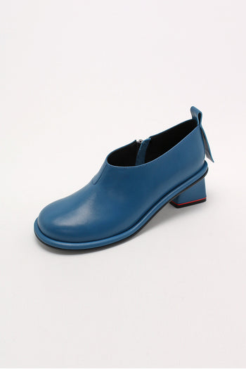 Blue Moon Short Boots by Finoacinque featuring a stylish ankle boot design with a smooth finish.
