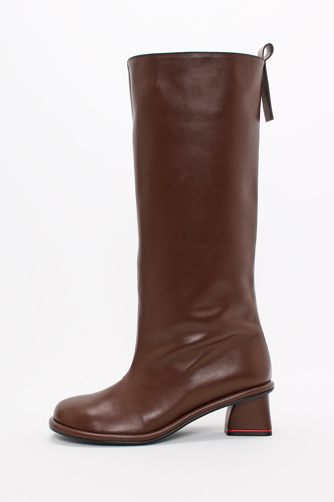 Finoacinque Moon Long Boots in brown leather with a sleek, tall design and rounded toe, stylishly showcased in the image.