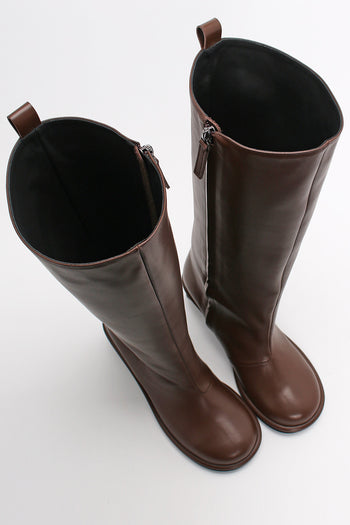 Finoacinque Moon Long Boots in brown leather, knee-high style with sleek design and pointed toe, perfect for stylish winter wear.