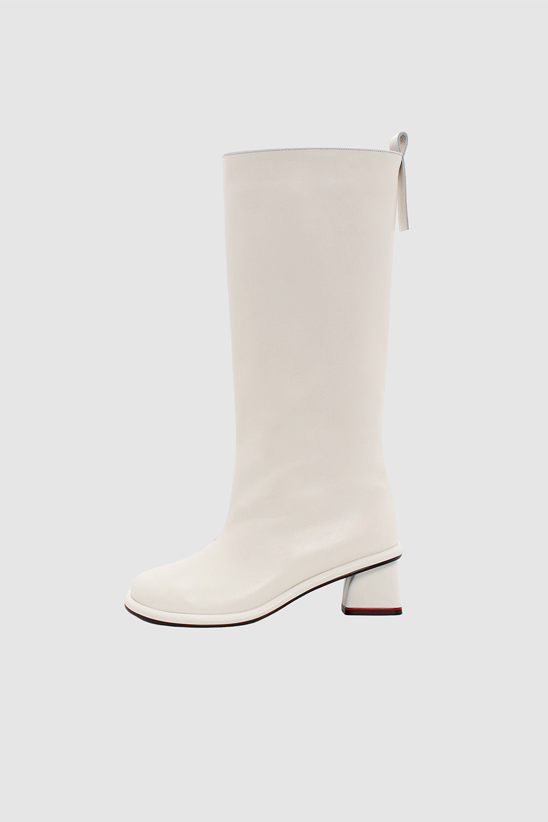 Finoacinque Moon Long Boots in Ivory with high heel and knee-high design, stylish and elegant footwear for women.