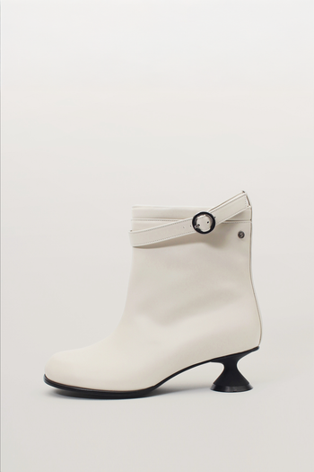 White Uhjeo Hourglass Middle Heel Strap Boots by Finoacinque with ankle straps and a sleek, modern design.
