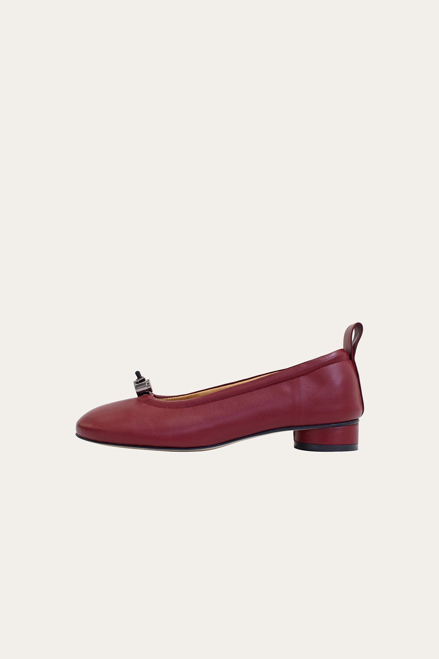 Finoacinque Ngela burgundy round toe flat shoes with stopper design, stylish and comfortable footwear for everyday wear.