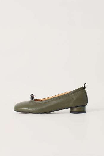 Finoacinque Ngela khaki round toe stopper flat shoes with sleek design and comfortable flat sole.