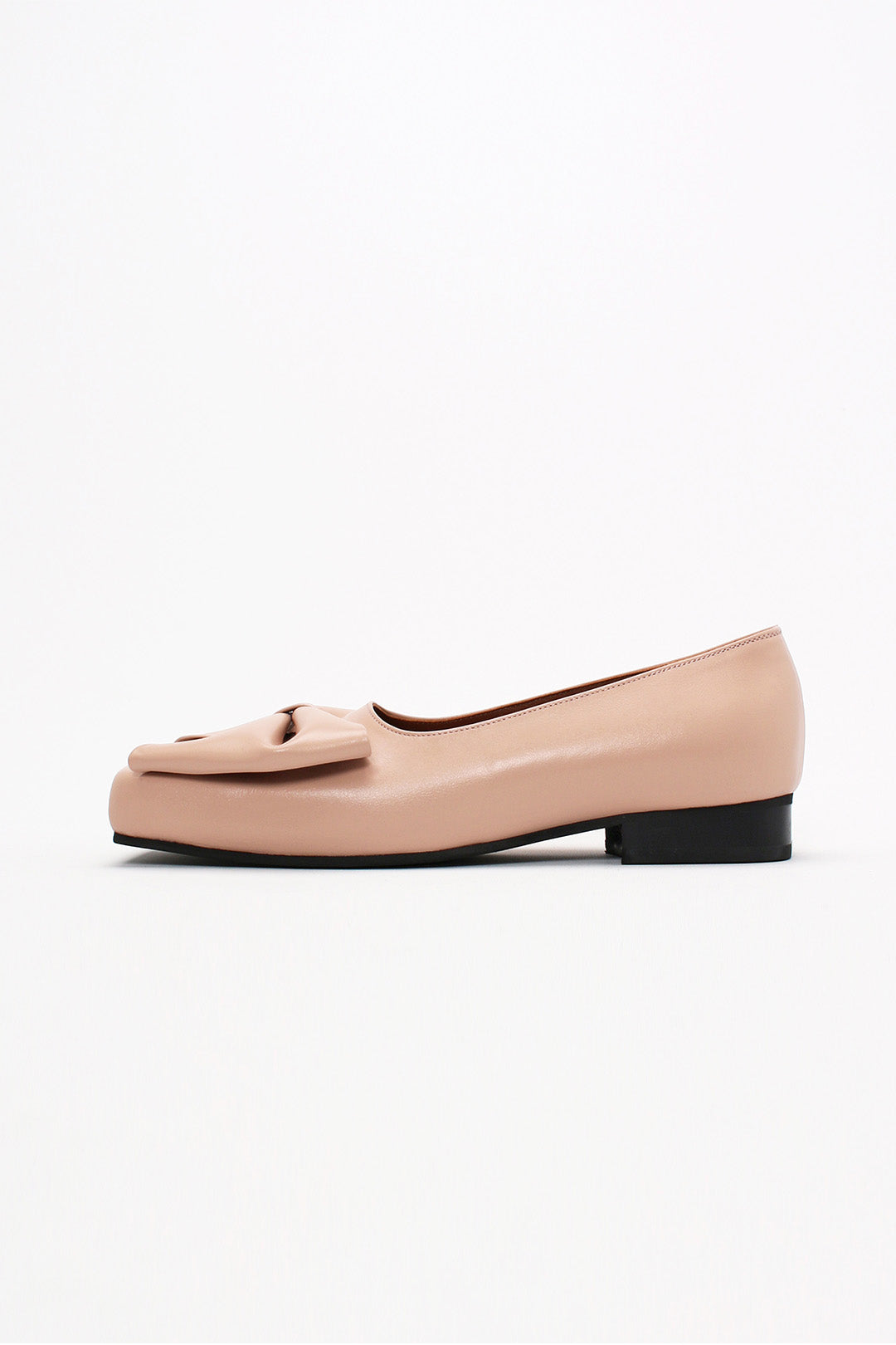 Finoacinque IA Bow Ballerina flat shoes in light pink with a decorative bow, soft and comfortable for casual wear.
