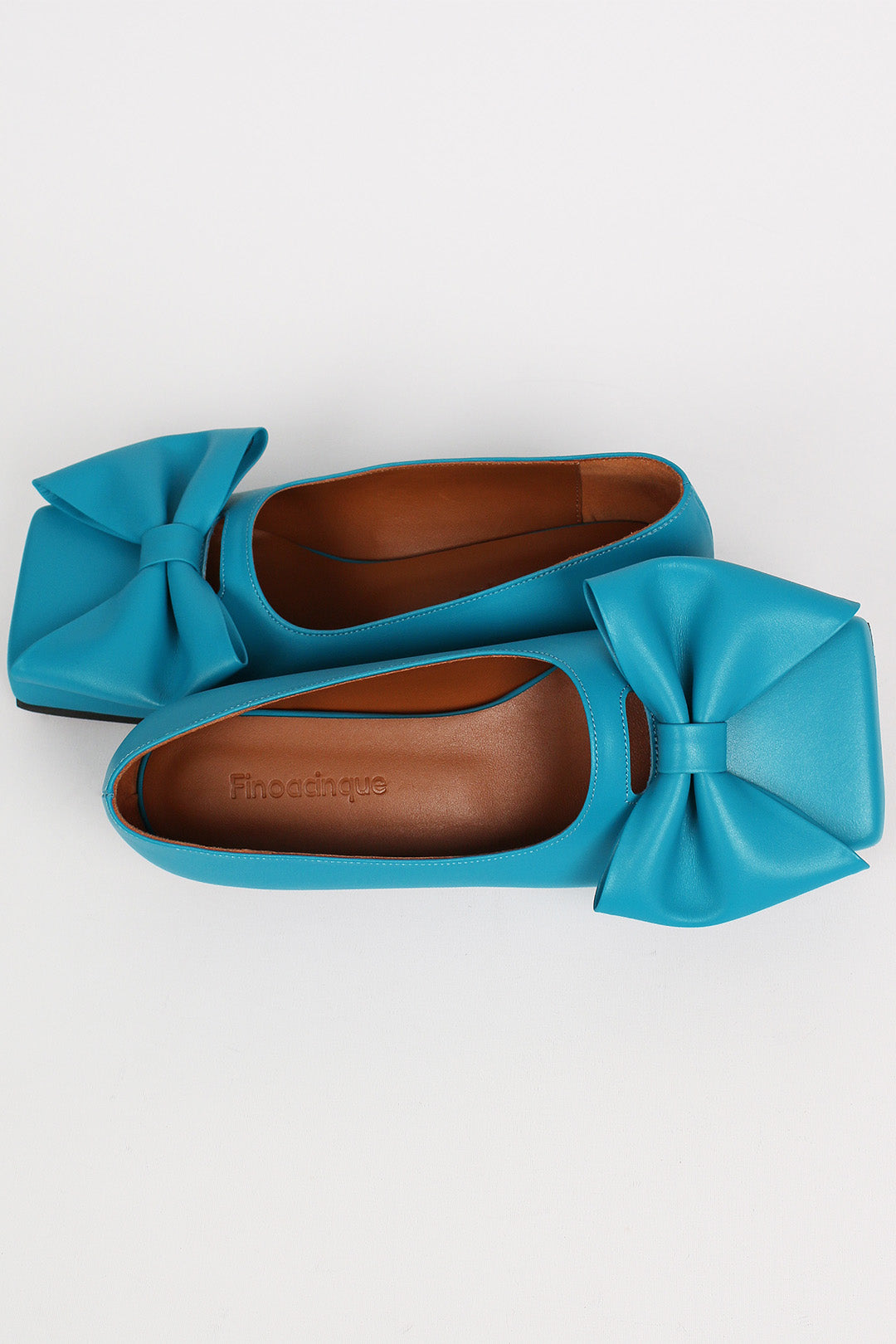 Finoacinque IA Bow Ballerina turquoise flat shoes with a decorative bow and classic design, perfect for casual or dressy wear.