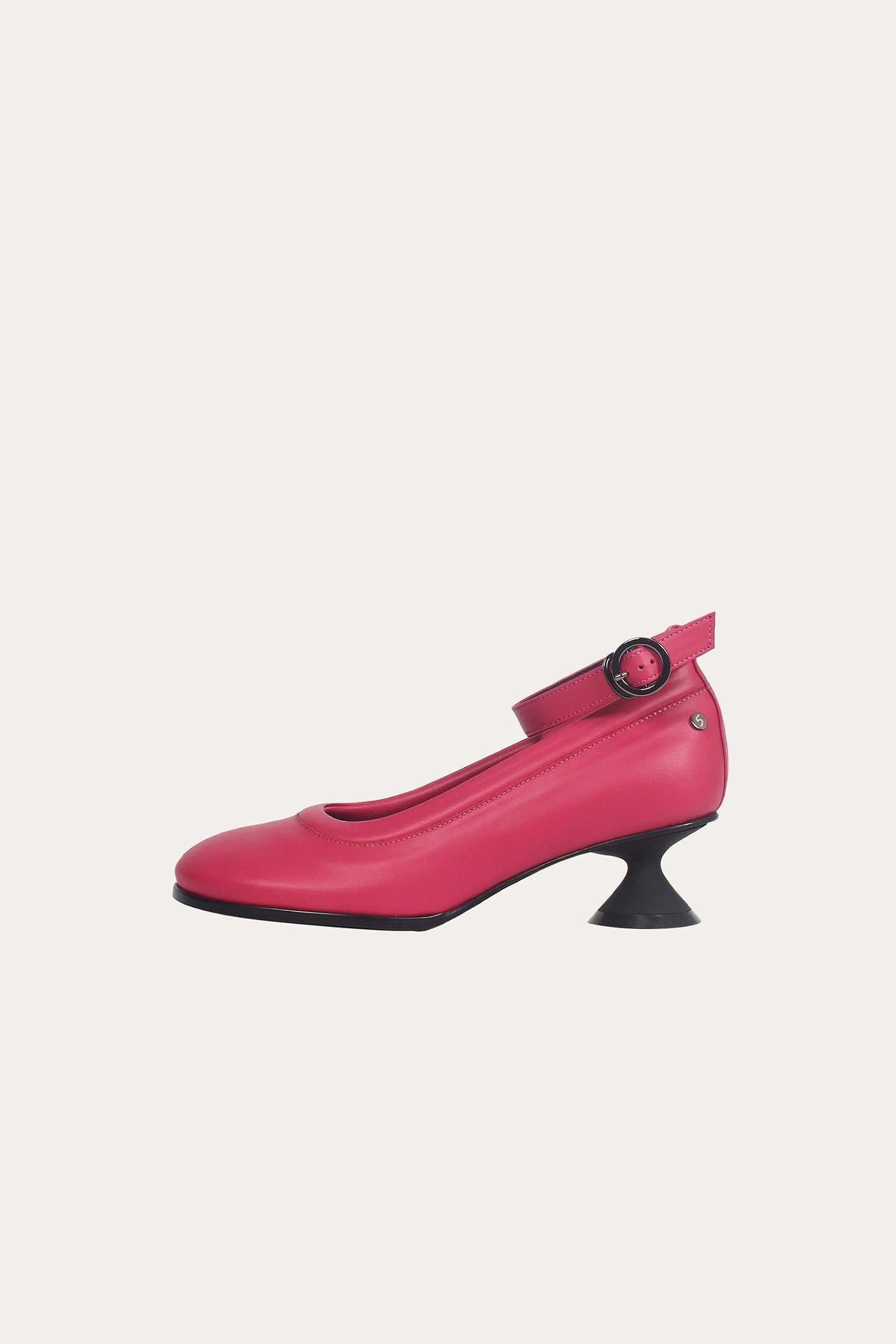 Finoacinque Uhjeo fuchsia pink hourglass middle heel strap pumps, stylish and elegant women's footwear.
