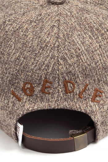 IOEDLE Clover Symbol Weaving Cap, one-size casual cap with embroidered green clover design on soft fabric.