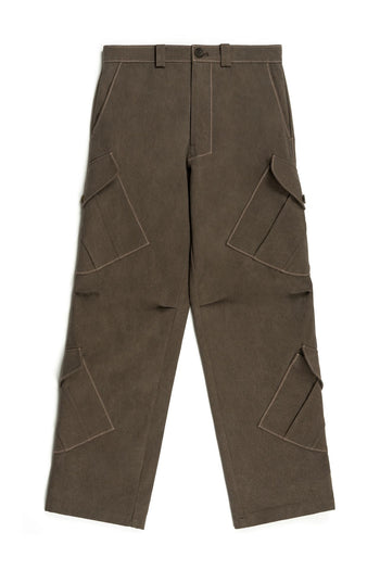 Brown IOEDLE Dirt Cargo Pants with multiple pockets, shown in a casual outdoor setting.