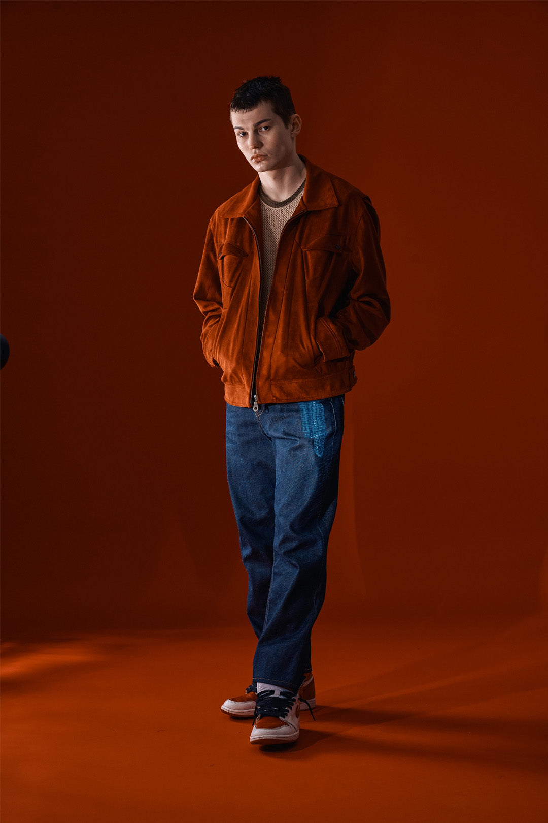 IOEDLE Headlight Jacket in wine color, stylish men's jacket with a modern design and comfortable fit.