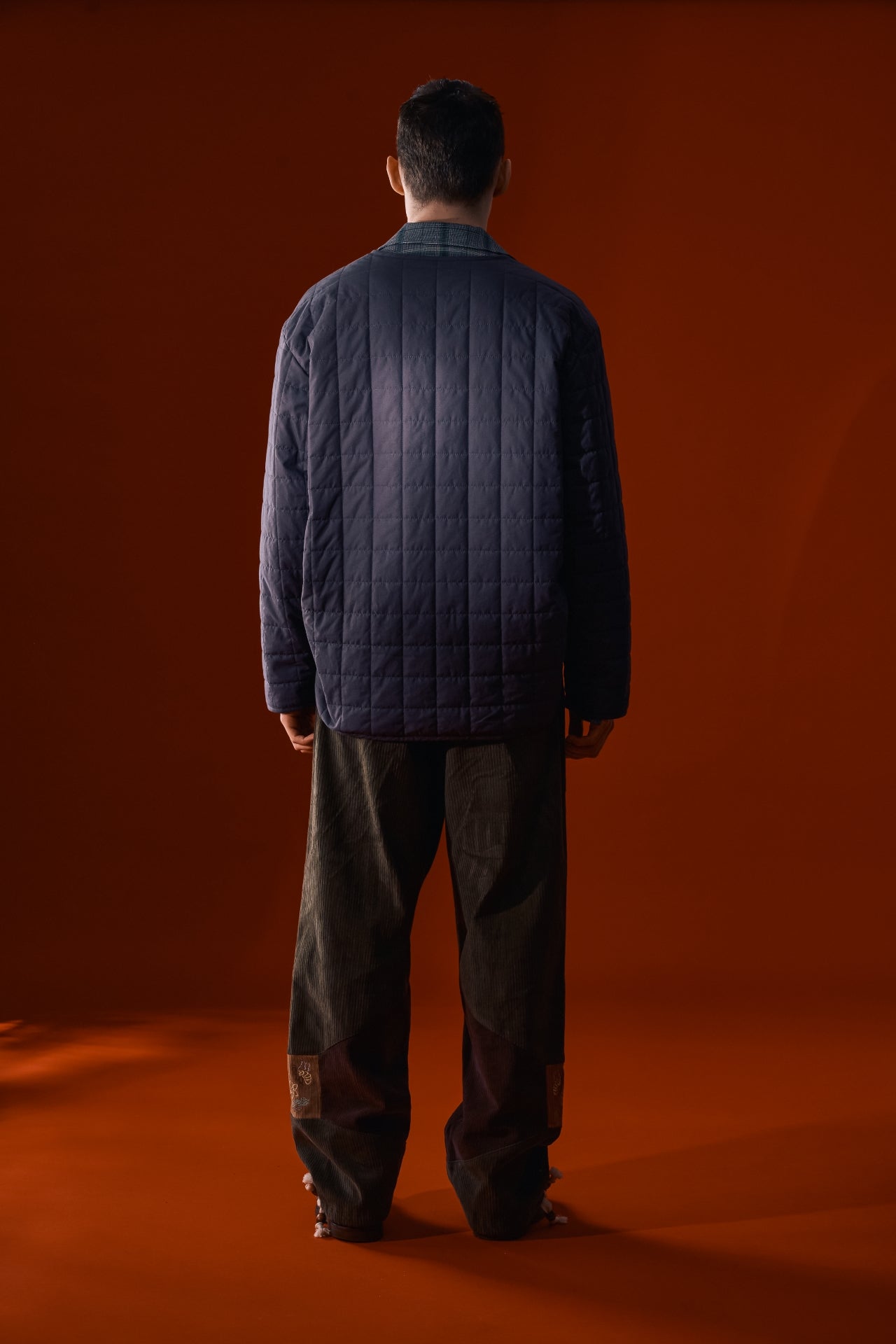 IOEDLE Welcoming Gate Quilted Jacket in charcoal, stylish and warm outerwear with a quilted design and cozy collar.