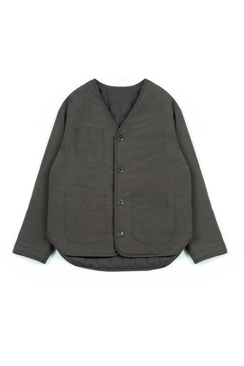 IOEDLE Welcoming Gate Quilted Jacket in charcoal, stylish and warm jacket with quilted design and comfortable fit.