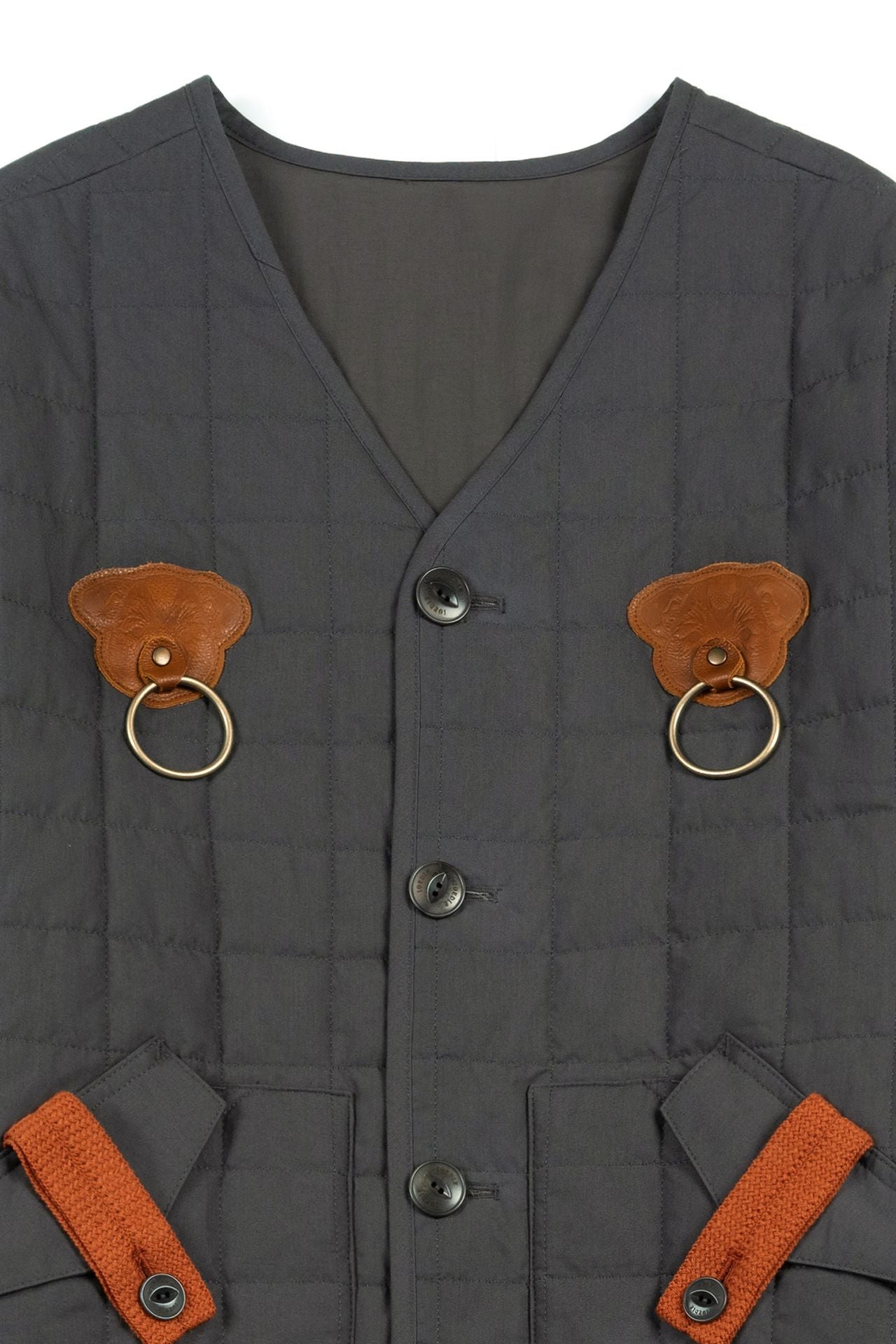 IOEDLE Welcoming Gate Quilted Jacket in charcoal, showing the cozy, padded design and stylish collar detail.