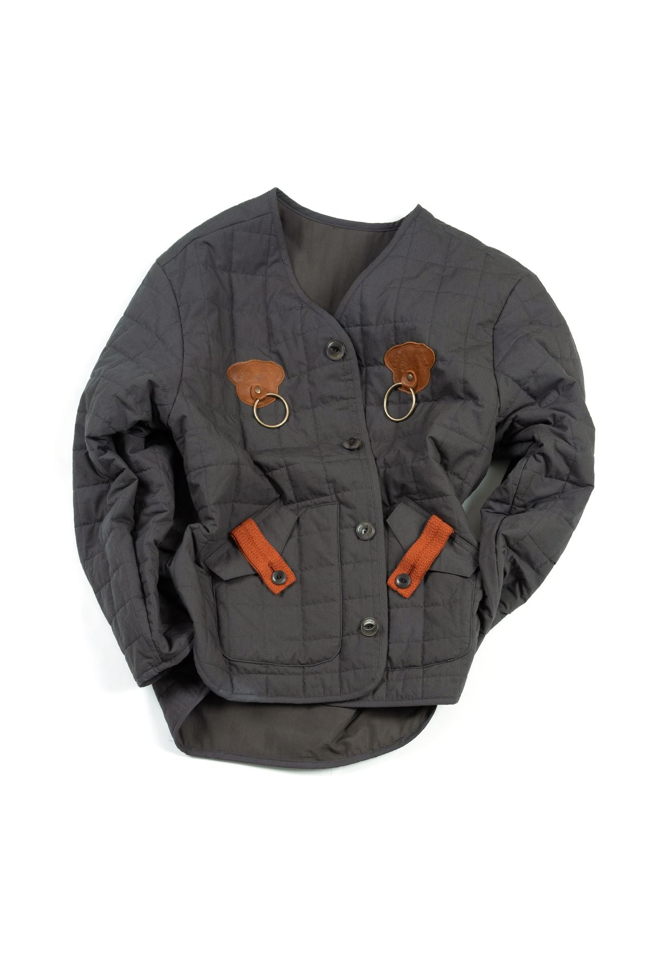 IOEDLE Welcoming Gate Quilted Jacket in charcoal, stylish and warm jacket with quilted design, suitable for cold weather.