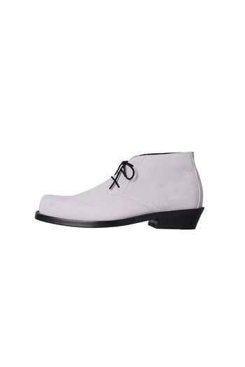 Nuosmiq Basa Chukka Cement Boots featuring a stylish cement-colored leather upper and classic ankle-height design.