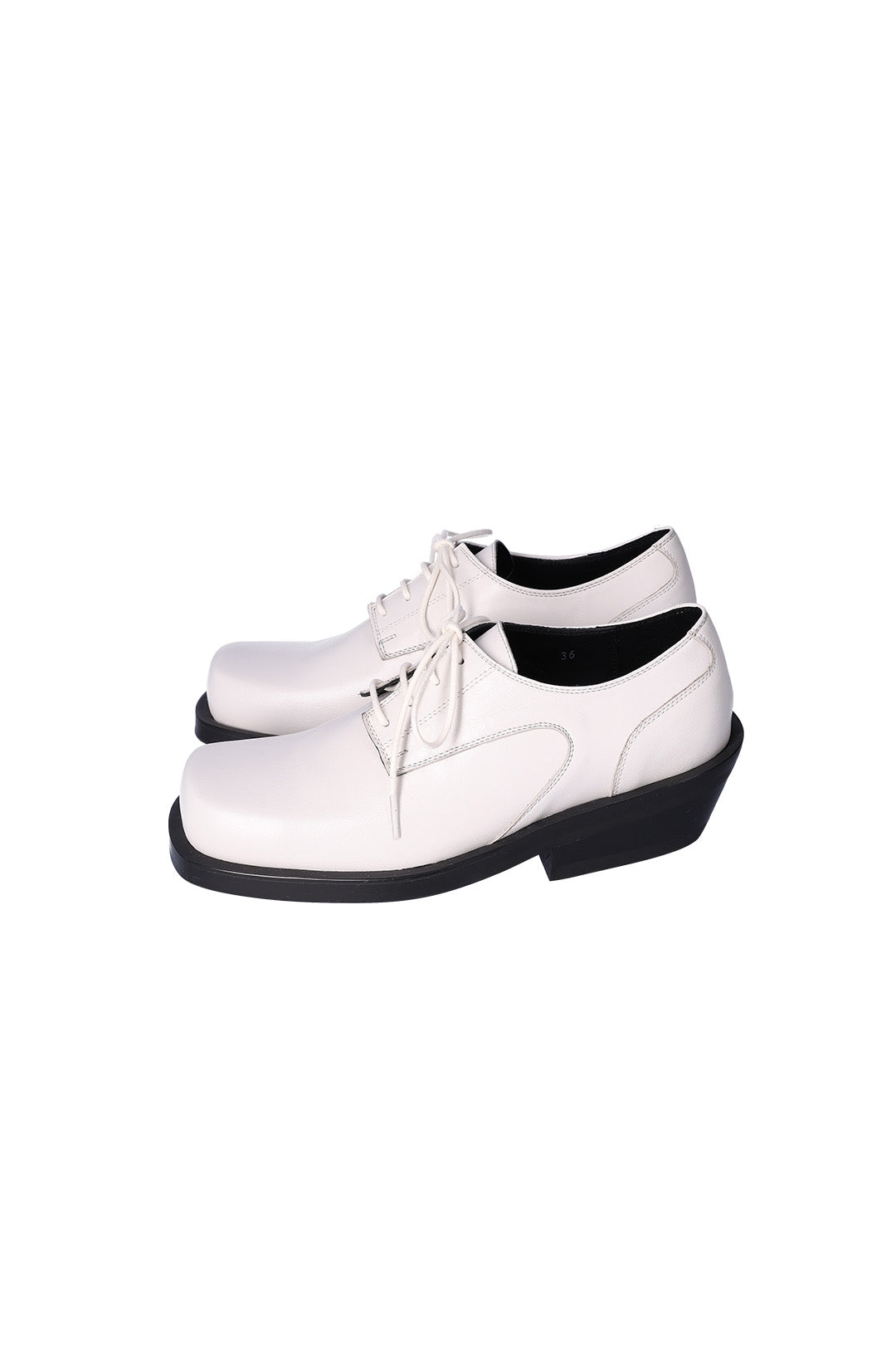 Nuosmiq Hardy Derby Ivory shoe showcasing its sleek design and smooth leather finish.