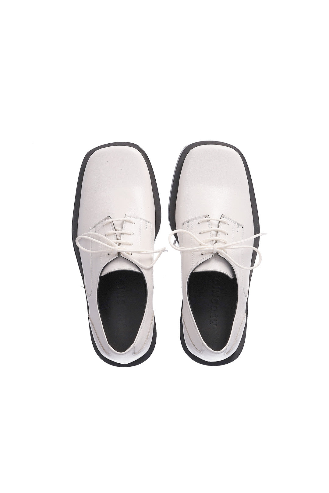 Nuosmiq Hardy Derby Ivory shoe showcasing its sleek design and smooth leather finish.