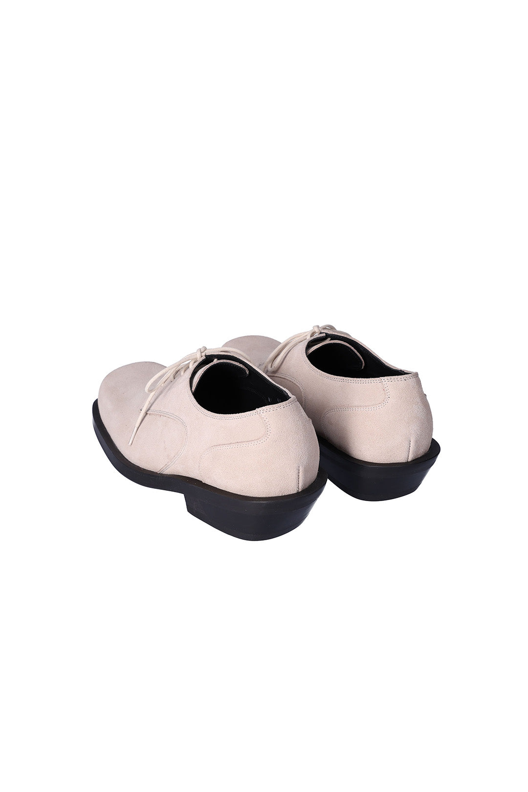 Nuosmiq Hardy Derby shoes in light beige leather, showing the classic derby style with laces and sleek design.