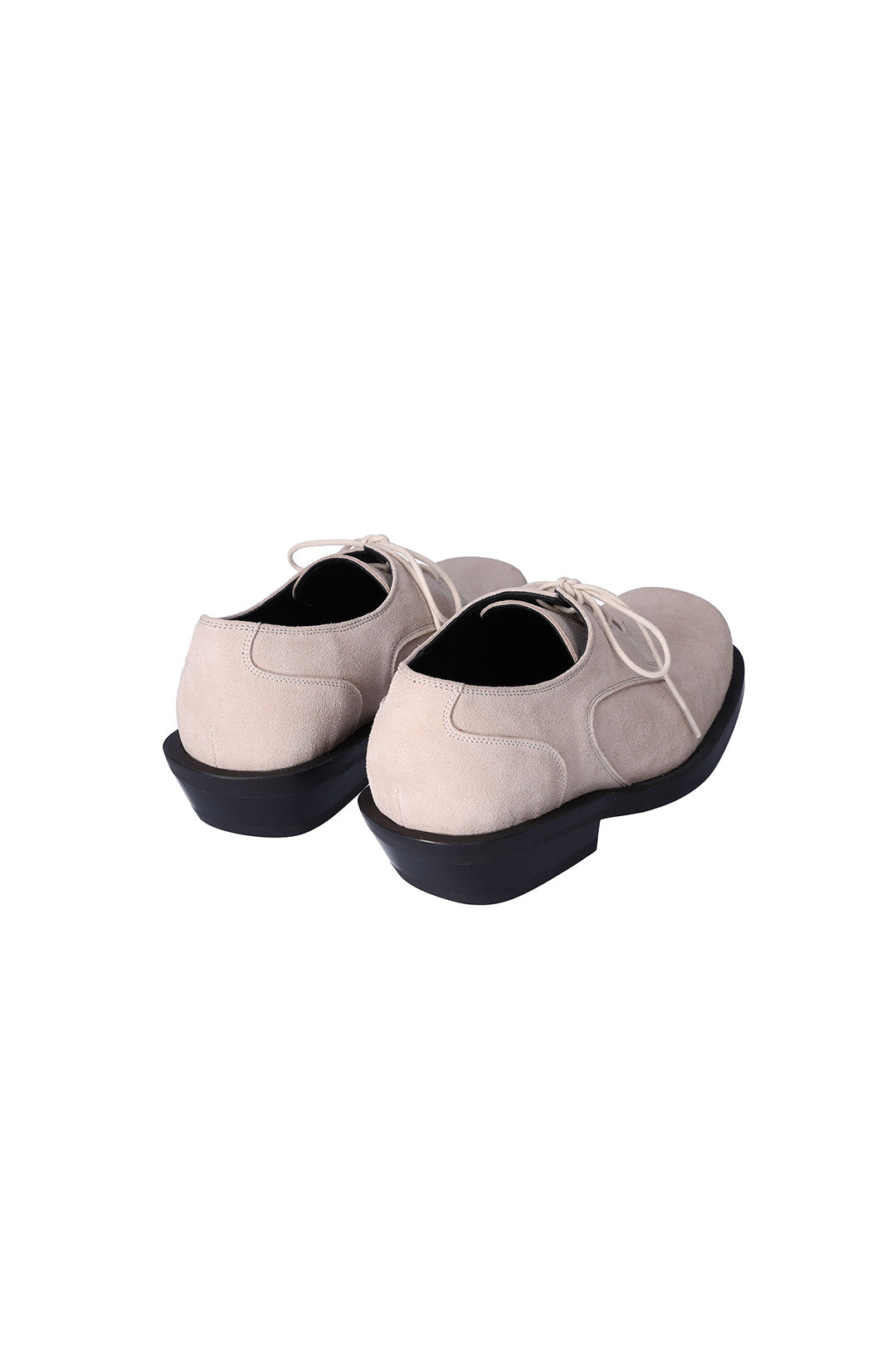 Nuosmiq Hardy Derby shoes in light beige leather, showing the classic derby style with laces and sleek design.