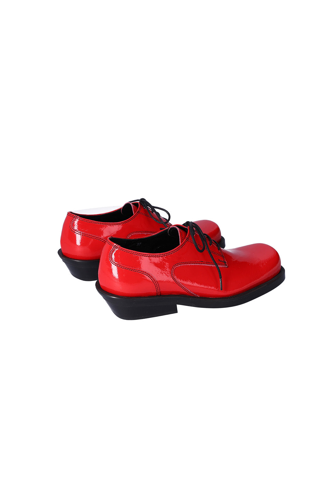 Nuosmiq Hardy Derby Red leather derby shoe with red finish, featuring classic lace-up design and polished leather surface.