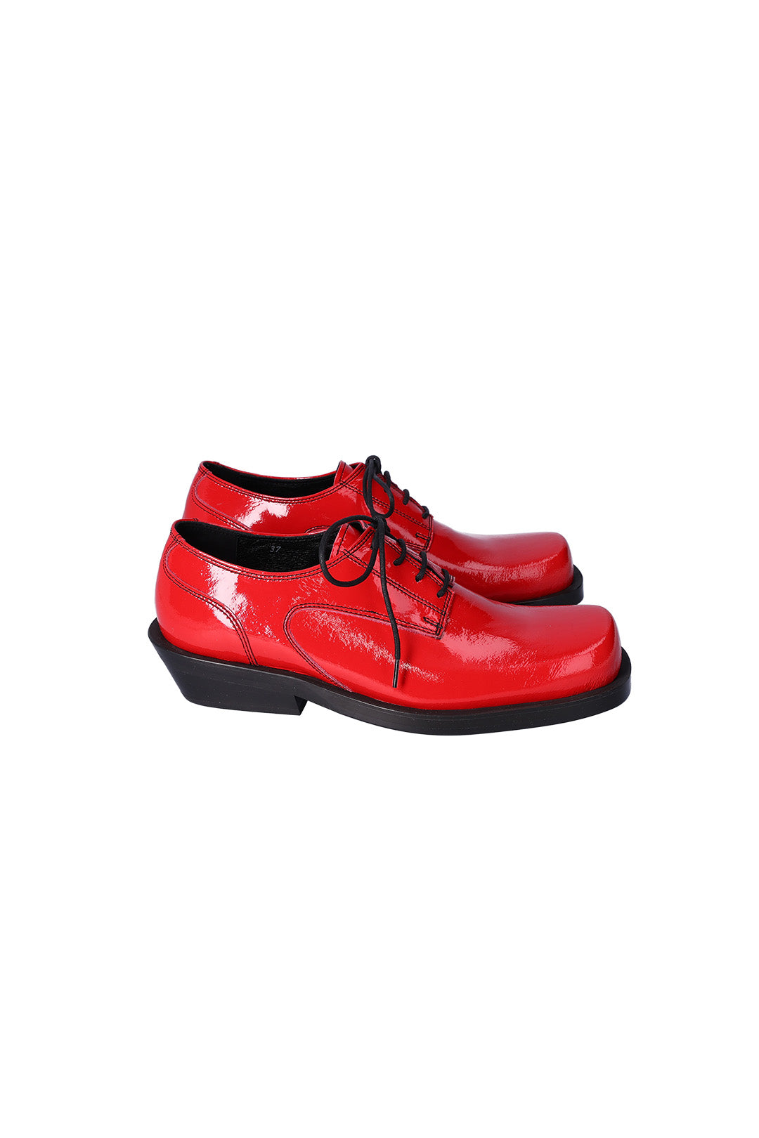 Nuosmiq Hardy Derby Red shoe, close-up of red leather derby style footwear with detailed stitching and classic design.